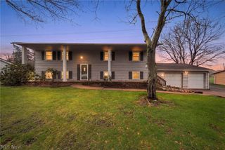 3770 Dotwood Street NW, North Canton, OH 44720