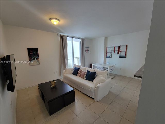 185 SE 14th Ter 1101, Miami, FL 33131