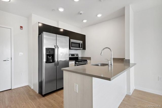 120 N Pearl Street 207, Port Chester, NY 10573