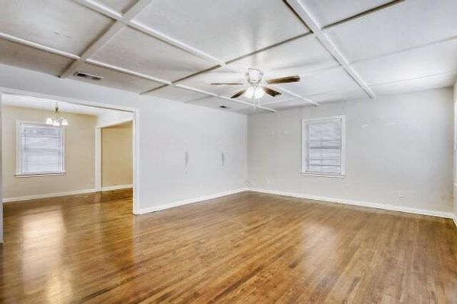 607 W North Loop BLVD, Austin, TX 78751