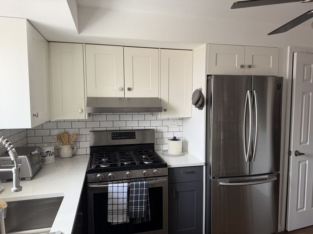 5321 N Delphia Avenue 322, Chicago, IL 60656