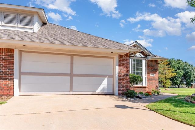15400 Monarch Lane, Edmond, OK 73013