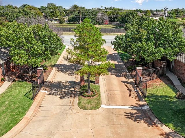 15400 Monarch Lane, Edmond, OK 73013