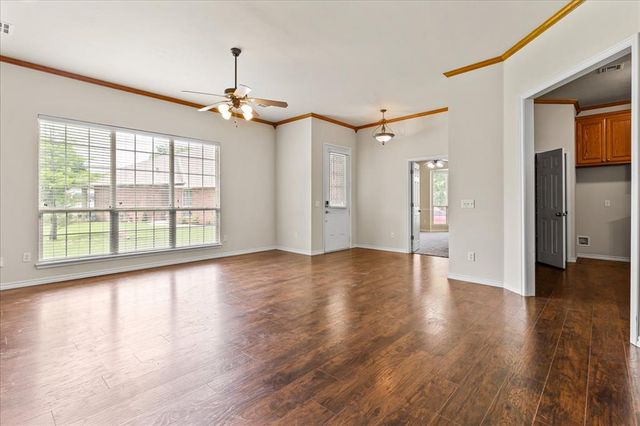 15400 Monarch Lane, Edmond, OK 73013