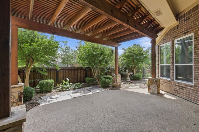 1726 Morning Glory, Carrollton, TX 75007