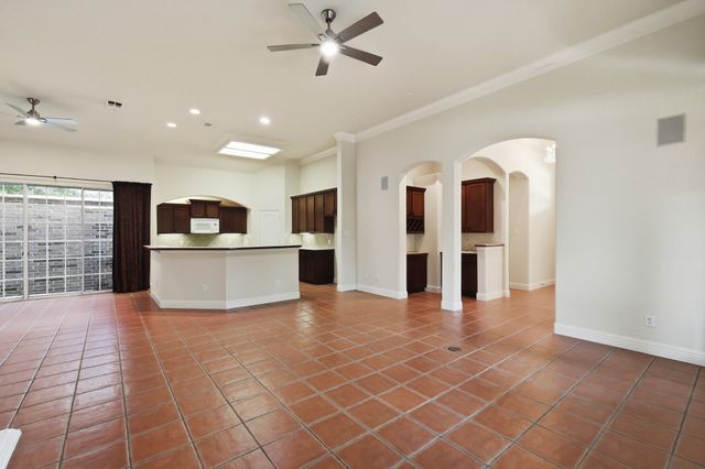 1726 Morning Glory, Carrollton, TX 75007