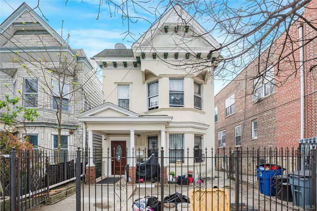 748 E 225 Street, Bronx, NY 10466