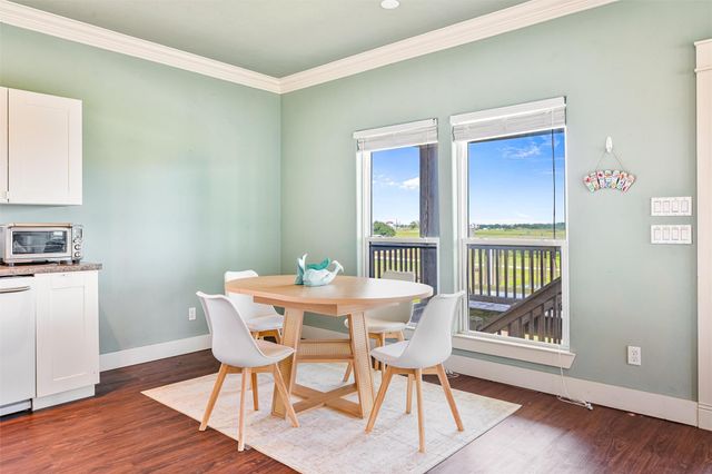 893 West Lane, Crystal Beach, TX 77650