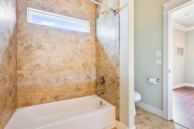 893 West Lane, Crystal Beach, TX 77650