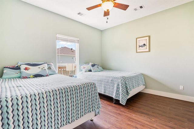 893 West Lane, Crystal Beach, TX 77650