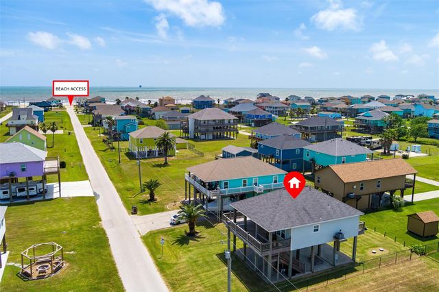 893 West Lane, Crystal Beach, TX 77650