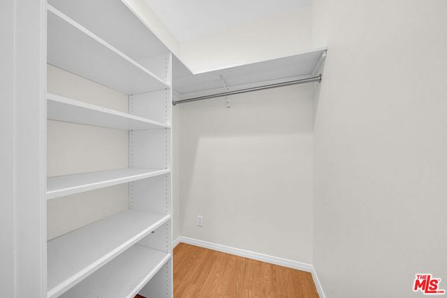 743 N Las Palmas Avenue, Los Angeles, CA 90038