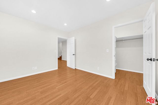 743 N Las Palmas Avenue, Los Angeles, CA 90038