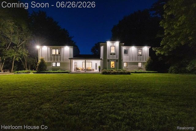 49001 Hanford Rd Road, Canton Charter Township, MI 48187