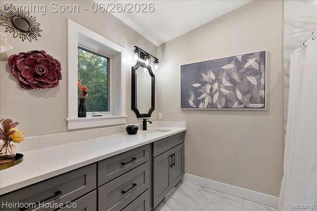 49001 Hanford Rd Road, Canton Charter Township, MI 48187