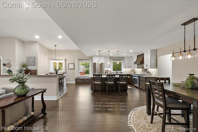 49001 Hanford Rd Road, Canton Charter Township, MI 48187