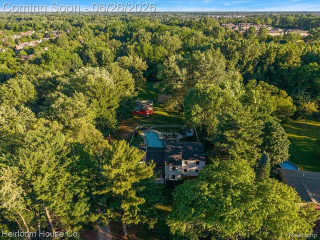 49001 Hanford Rd Road, Canton Charter Township, MI 48187