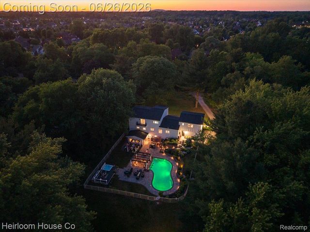 49001 Hanford Rd Road, Canton Charter Township, MI 48187