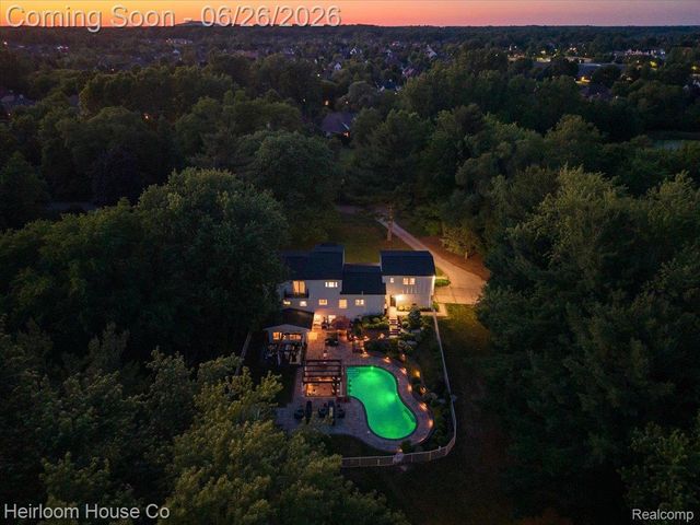 49001 Hanford Rd Road, Canton Charter Township, MI 48187
