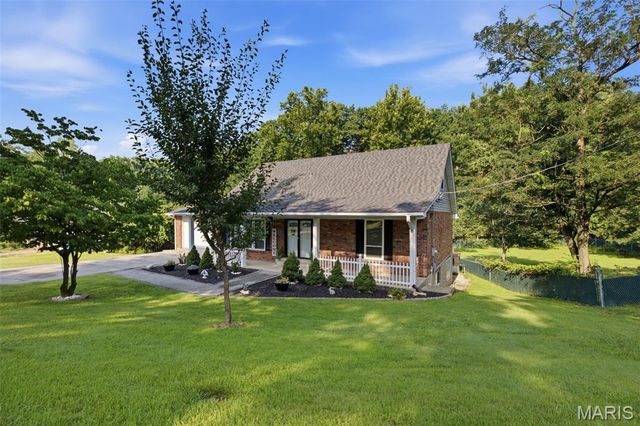 2855 Tommy Drive, Arnold, MO 63010