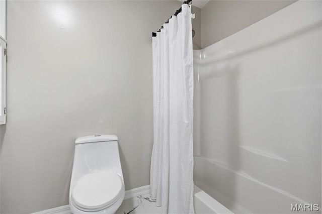 2855 Tommy Drive, Arnold, MO 63010