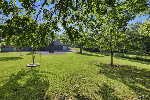 2855 Tommy Drive, Arnold, MO 63010