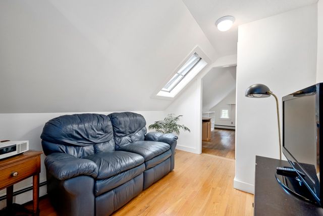 18 Manor Dr, Sandwich, MA 02537