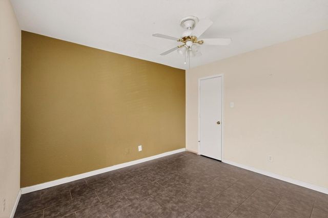 1025 Turtle Lake Boulevard 111, Irving, TX 75060
