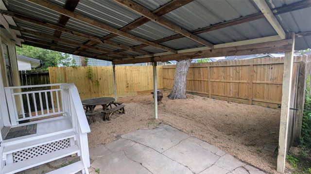 4615 Woodside Street, Houston, TX 77023