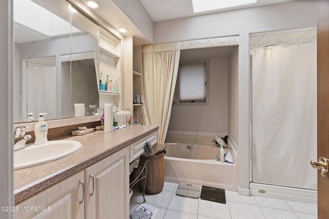 1180 Cynthia Lane, Toms River, NJ 08755