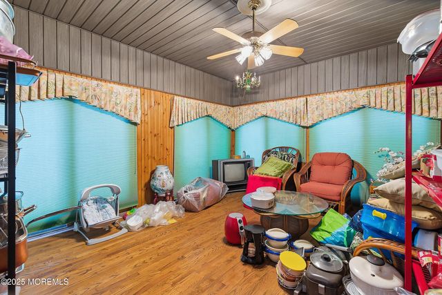 1180 Cynthia Lane, Toms River, NJ 08755