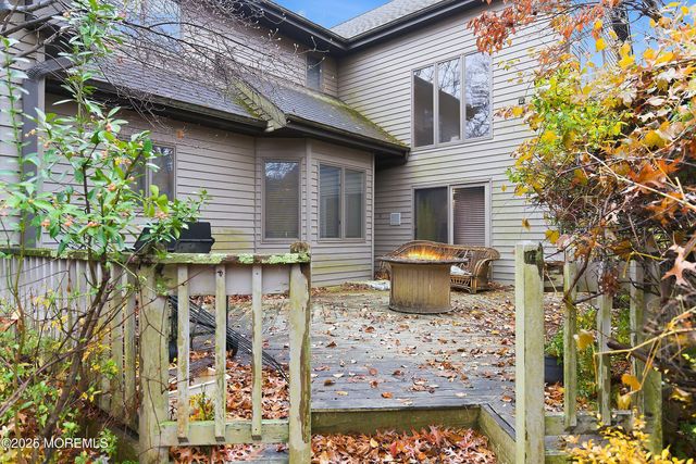 1180 Cynthia Lane, Toms River, NJ 08755