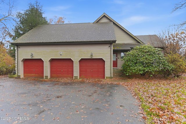 1180 Cynthia Lane, Toms River, NJ 08755