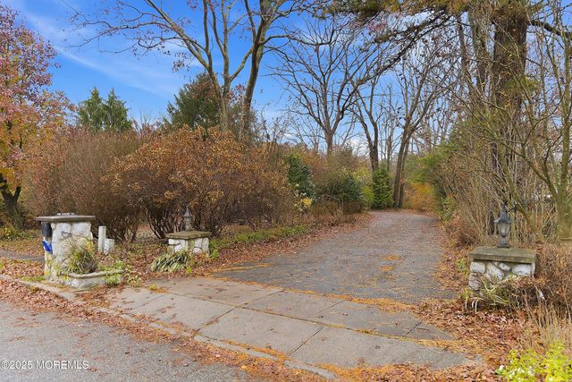 1180 Cynthia Lane, Toms River, NJ 08755