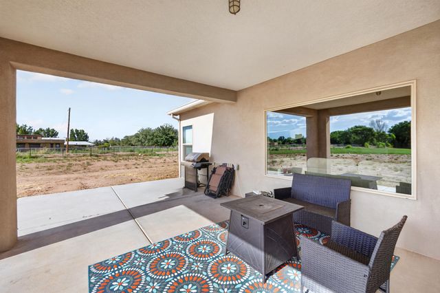 134 Orona Road, Los Lunas, NM 87031