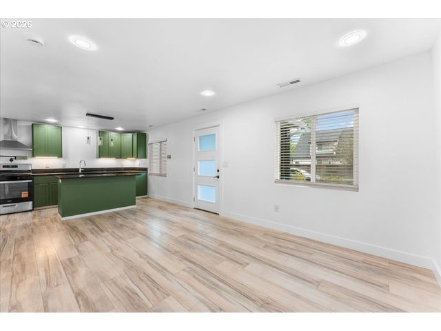 9504 Se 77TH Ave, Milwaukie, OR 97222