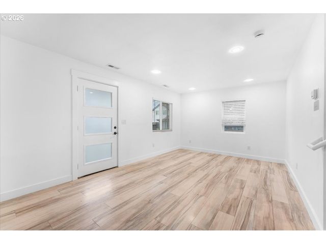 9504 Se 77TH Ave, Milwaukie, OR 97222