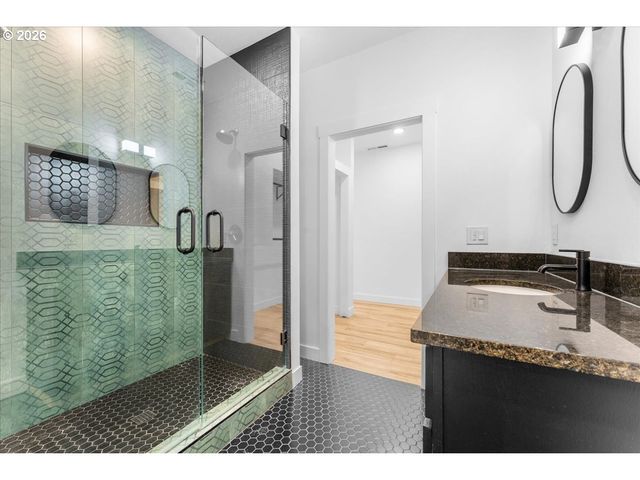 9504 Se 77TH Ave, Milwaukie, OR 97222