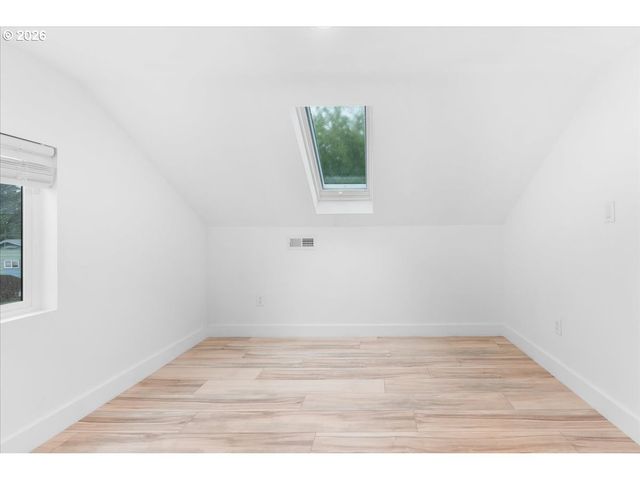 9504 Se 77TH Ave, Milwaukie, OR 97222