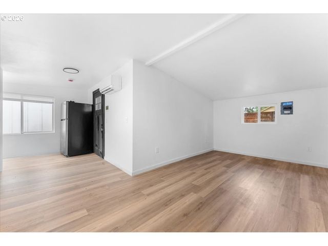 9504 Se 77TH Ave, Milwaukie, OR 97222