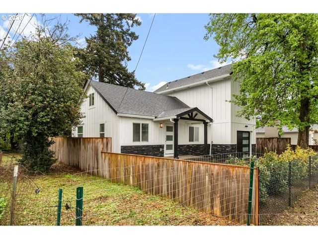 9504 Se 77TH Ave, Milwaukie, OR 97222