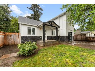 9504 Se 77TH Ave, Milwaukie, OR 97222