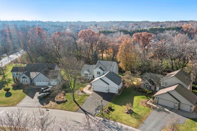 1160 Autumn Drive, Woodbury, MN 55125