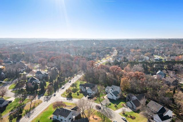 1160 Autumn Drive, Woodbury, MN 55125