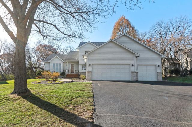 1160 Autumn Drive, Woodbury, MN 55125