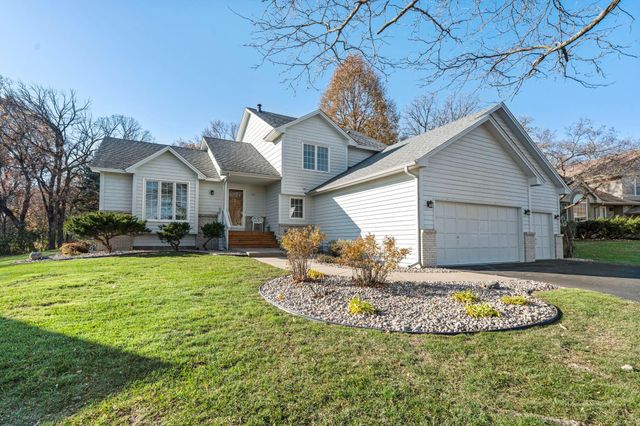 1160 Autumn Drive, Woodbury, MN 55125