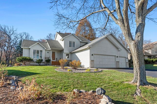 1160 Autumn Drive, Woodbury, MN 55125