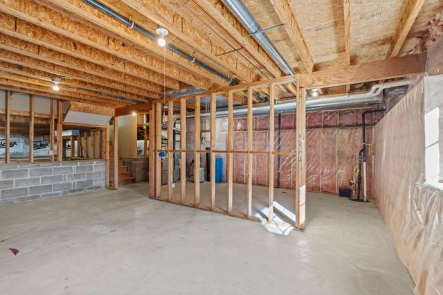 1160 Autumn Drive, Woodbury, MN 55125