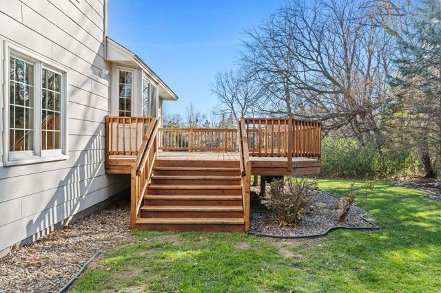 1160 Autumn Drive, Woodbury, MN 55125