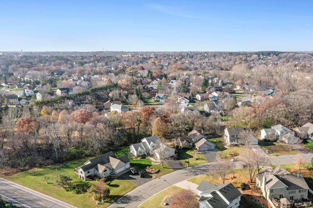 1160 Autumn Drive, Woodbury, MN 55125